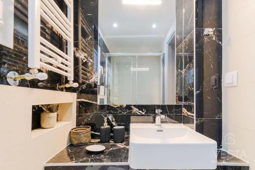 Theofilos Urban Apartment, Close To City Center Thessaloníki Luaran gambar